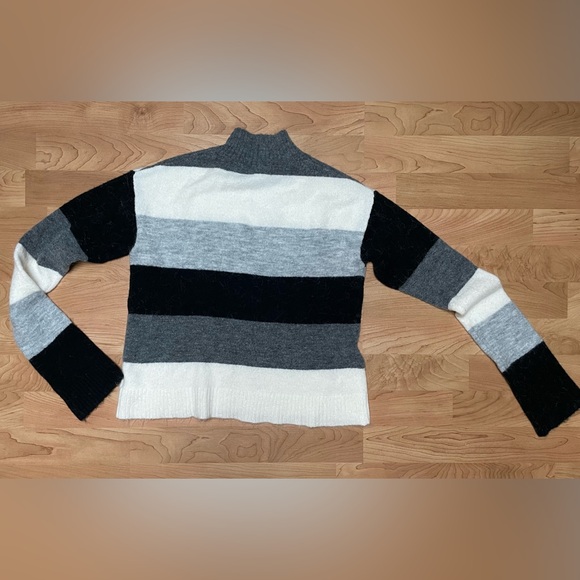 Express Mockneck Sweater - Picture 3 of 4